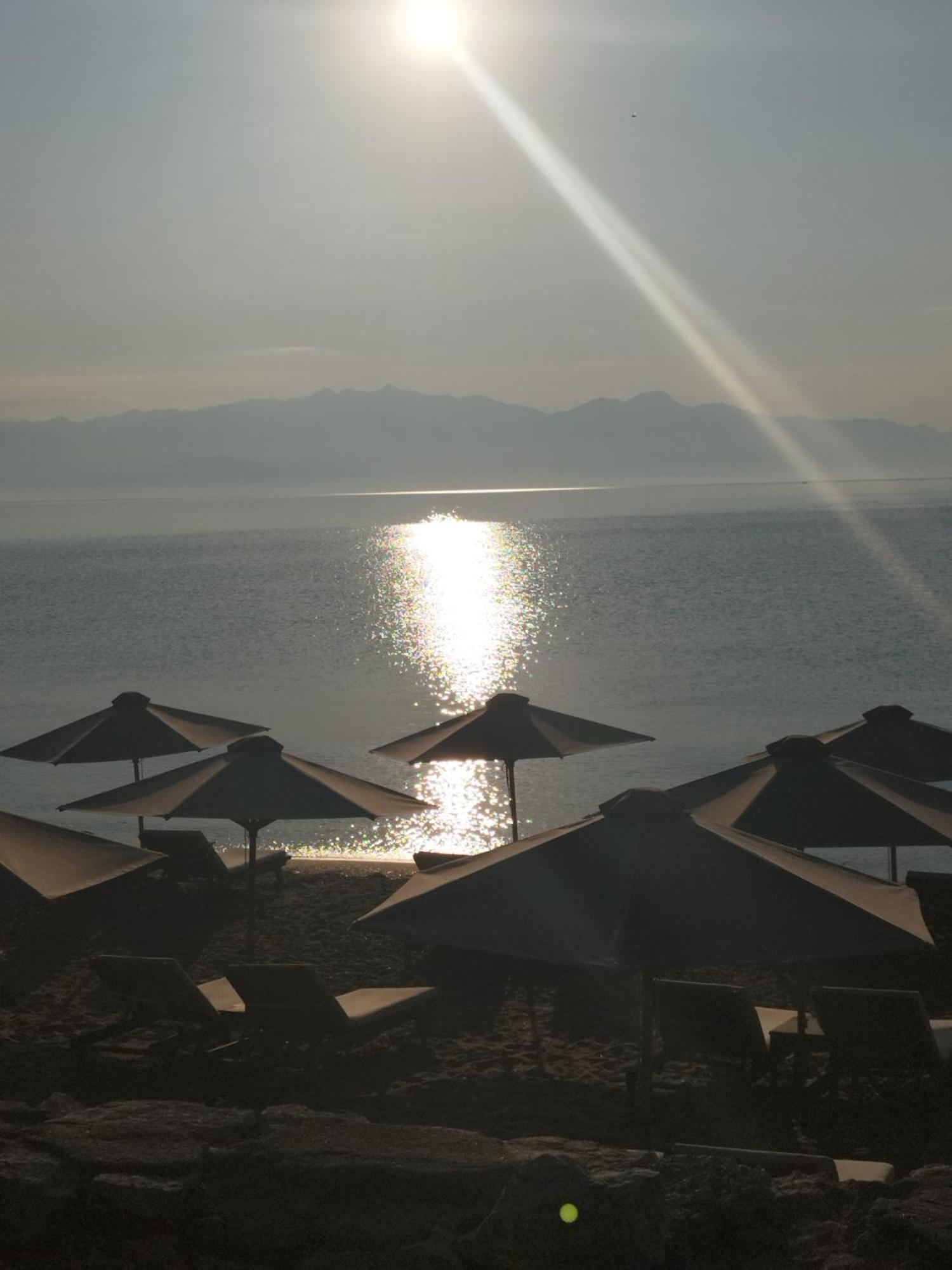 Takis Haikos House Two Minutes Walk To The Beach Peroulia Vounaria Exterior photo