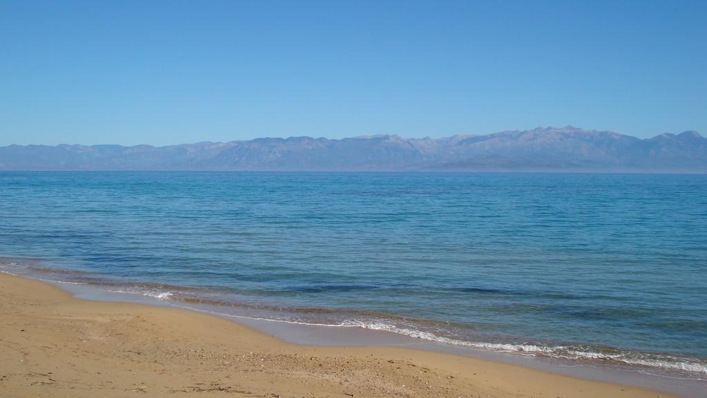 Takis Haikos House Two Minutes Walk To The Beach Peroulia Vounaria Exterior photo