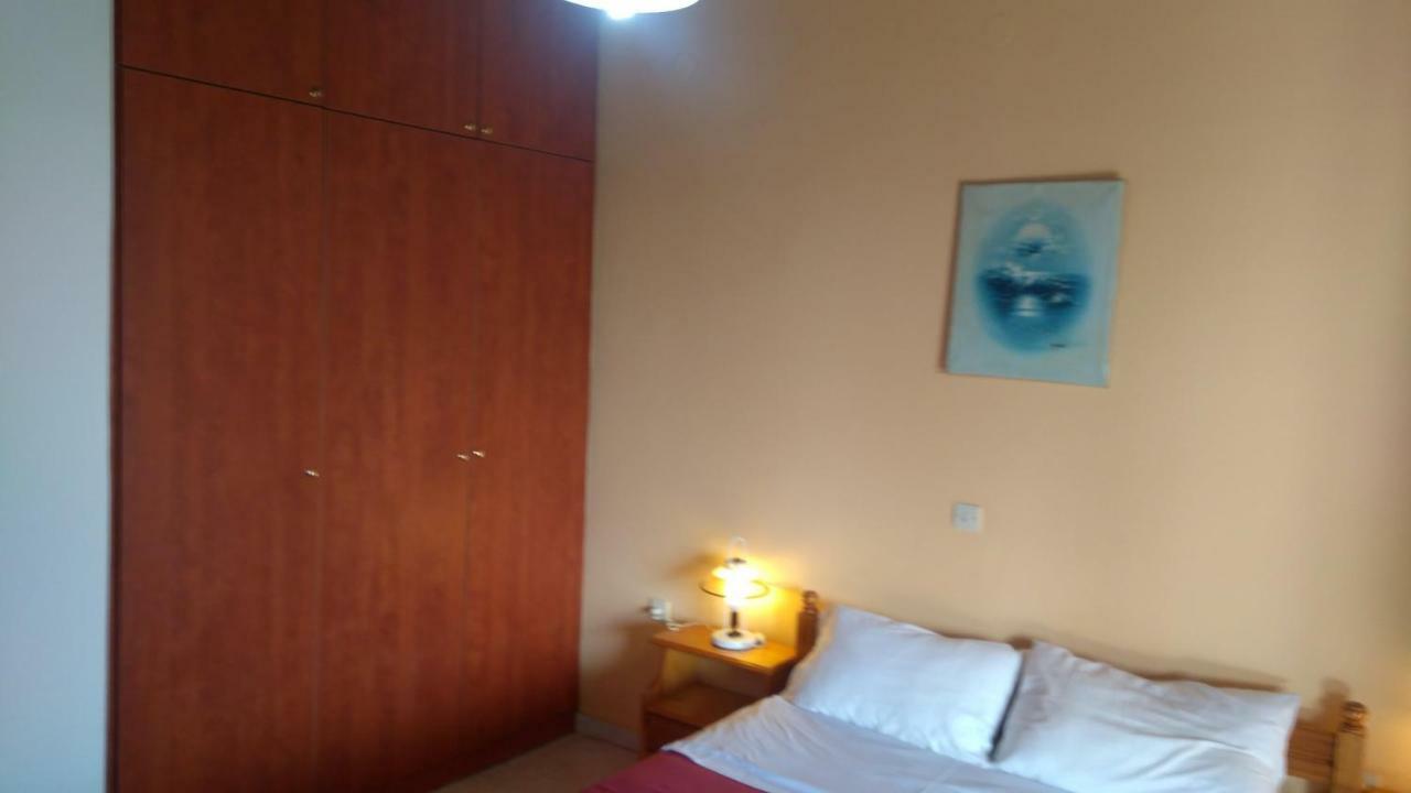 Takis Haikos House Two Minutes Walk To The Beach Peroulia Vounaria Exterior photo